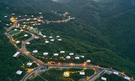 酒店帳篷用在房車營(yíng)地，打造營(yíng)地新潮流！